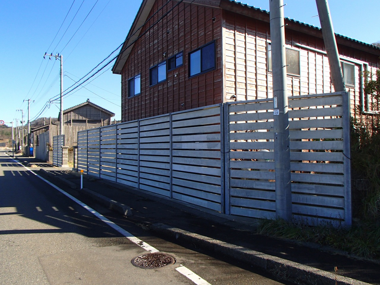コンクリート防風板柵(ステンレス鉄筋を使用したコンクリート防風板柵)【シニア技術】|新技術を探す|Made in 新潟 新技術普及・活用制度